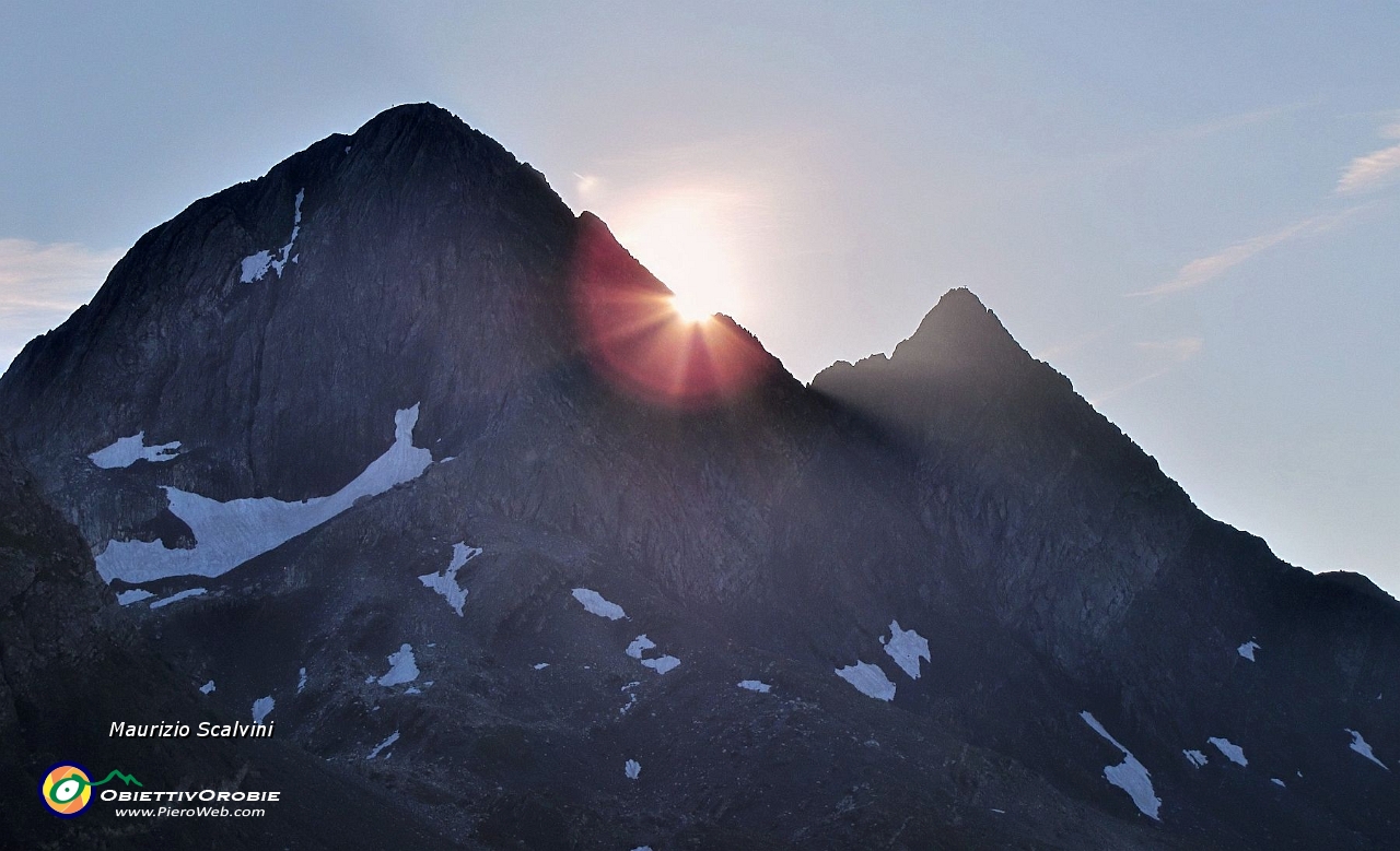 14 Passo Selletta  ore 7.20, sorge il sole tra i bellissimi Diavoli....JPG